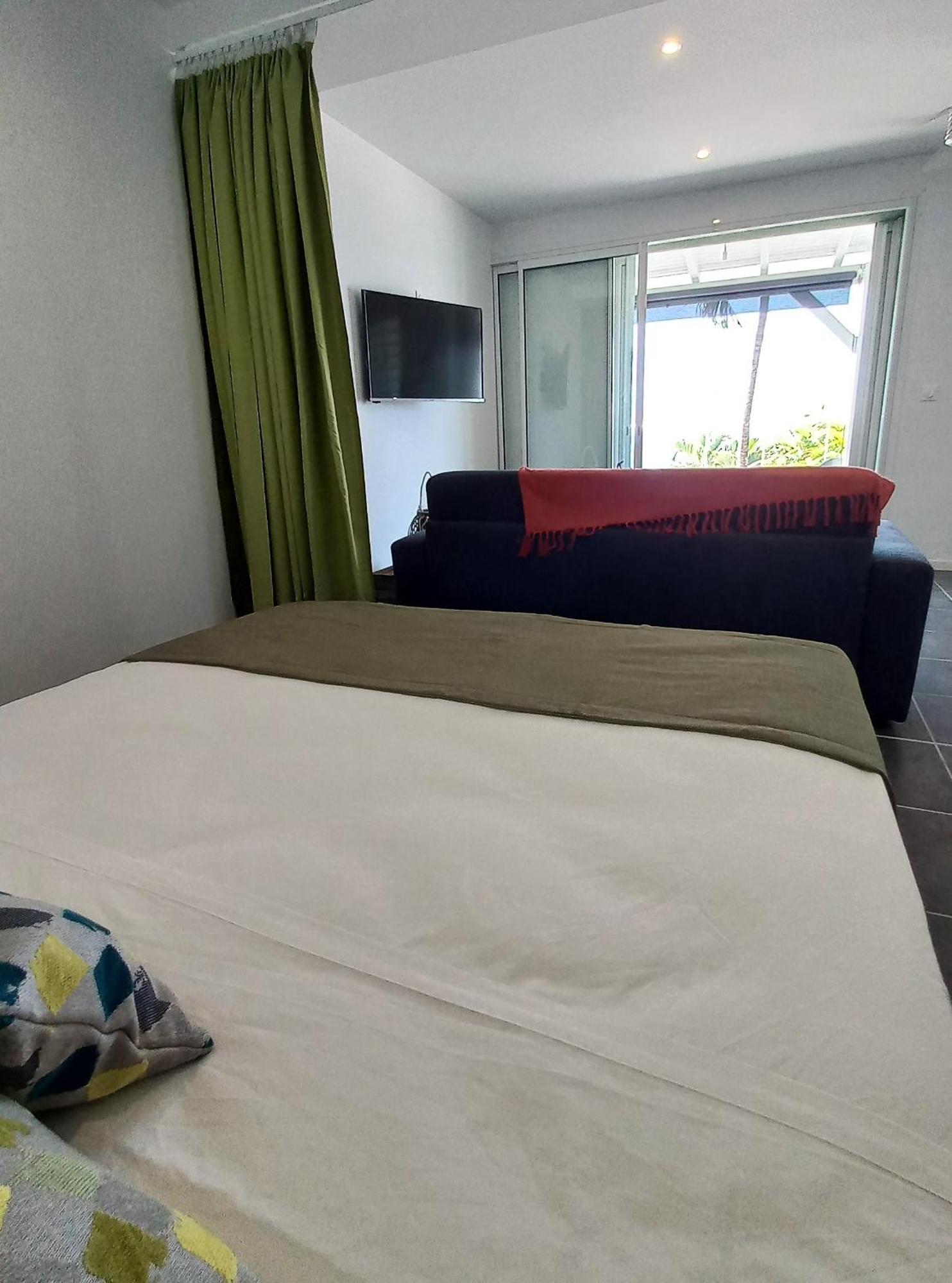 Logements Vue Mer Acces Piscine En Guadeloupe Bouillante Exterior foto