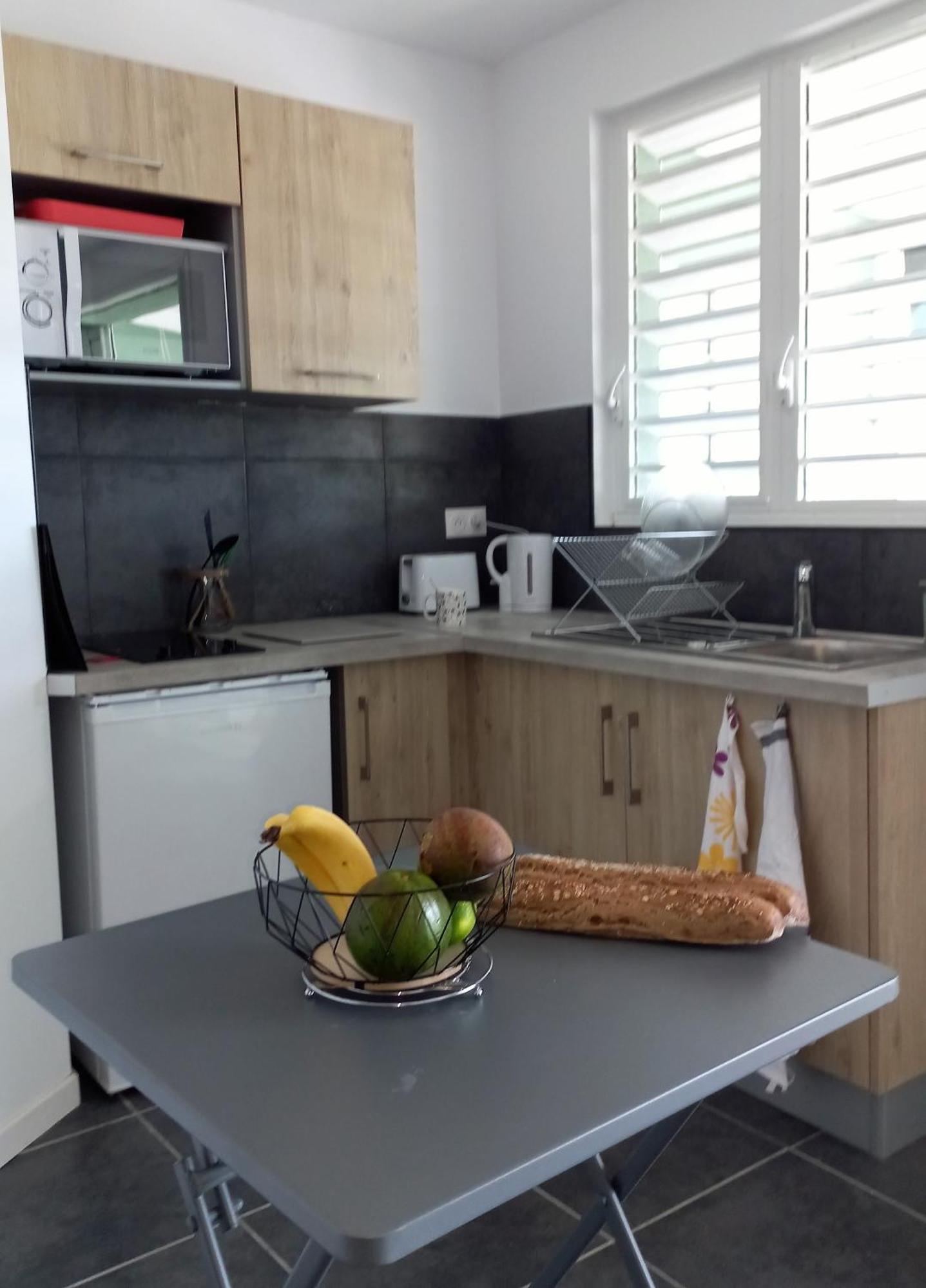 Logements Vue Mer Acces Piscine En Guadeloupe Bouillante Exterior foto